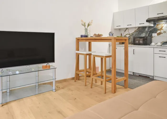 Trri Apartment *